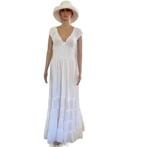 WHITE Eyelet Tiered Spring Summer Maxi Dress Size M NWT
